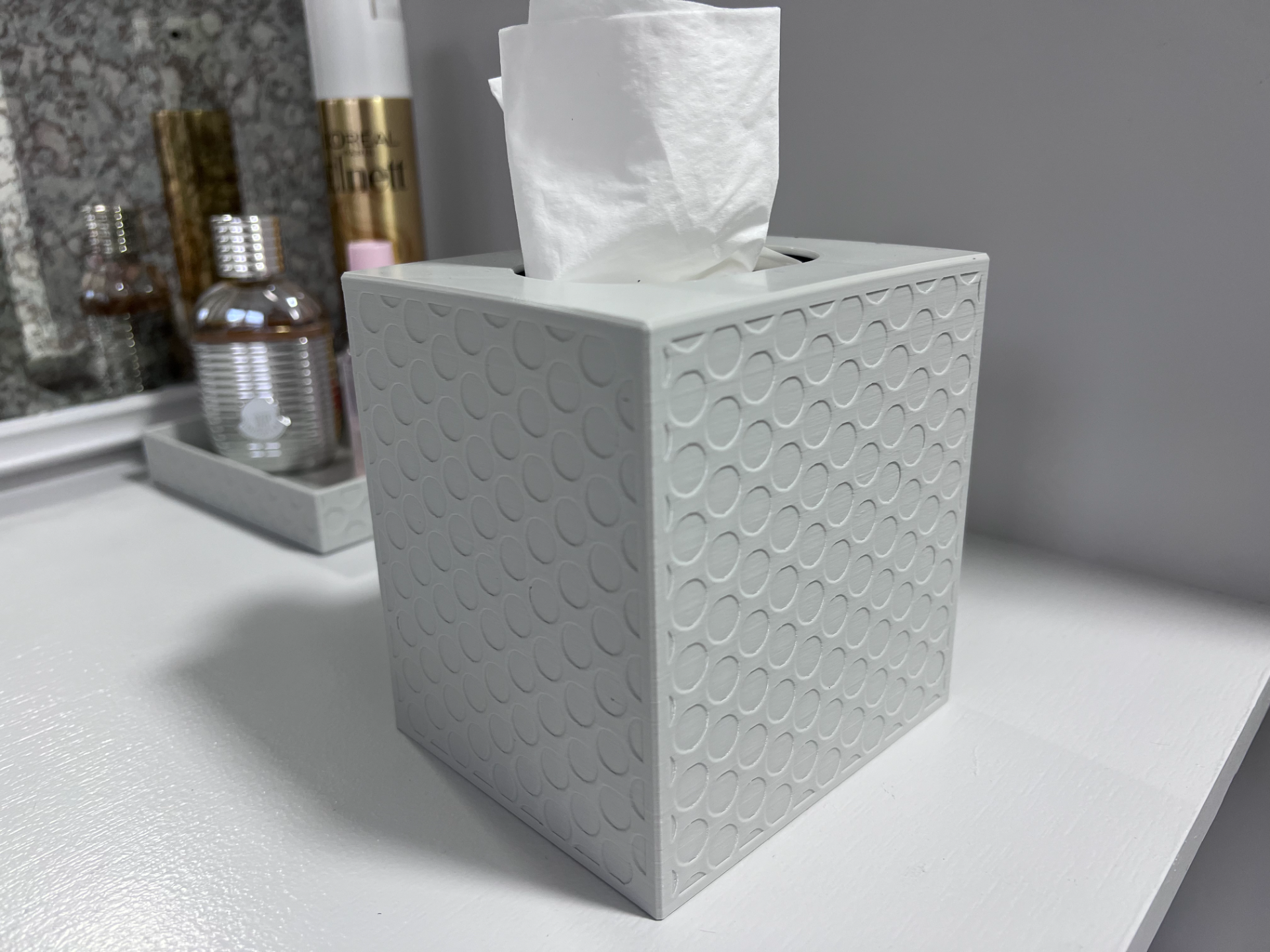 Circle Pattern Tissue Box Cover - To Fit 115 x 101 x 122 mm Tissue Box