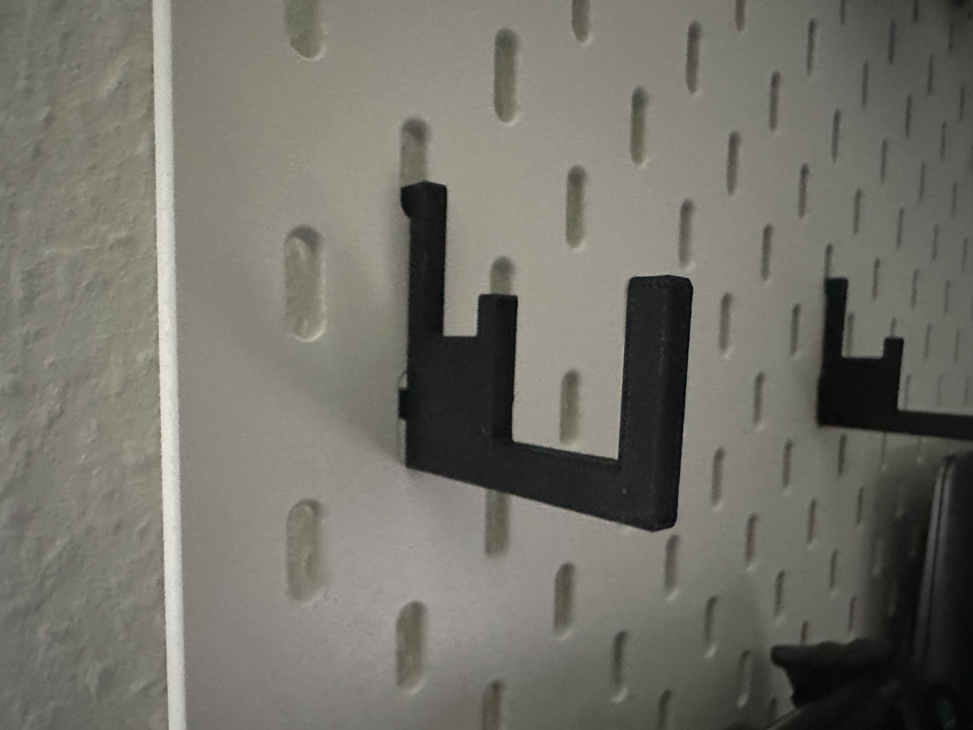 Asus ROG Ally mount for IKEA Skadis