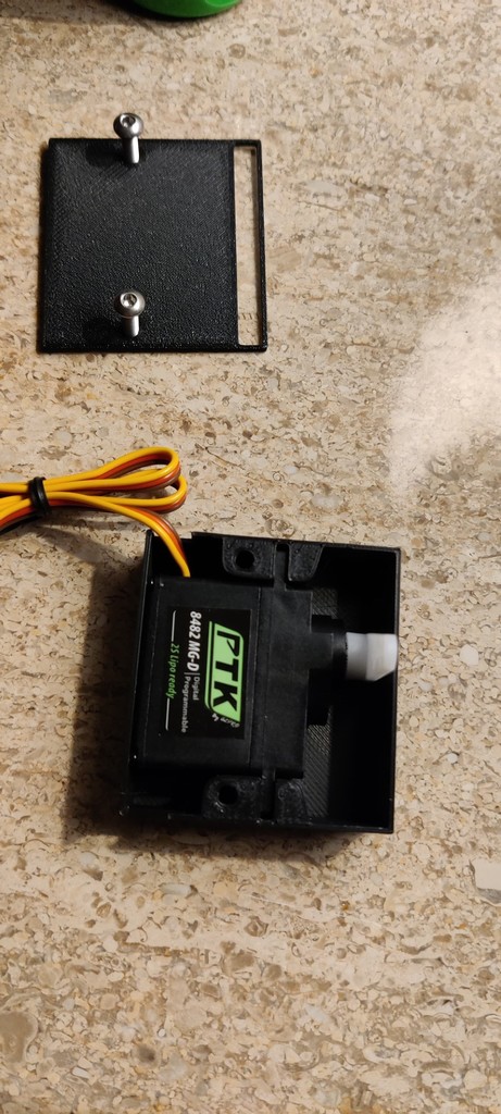 8482 MG-D/HS-81/82 Servo Box