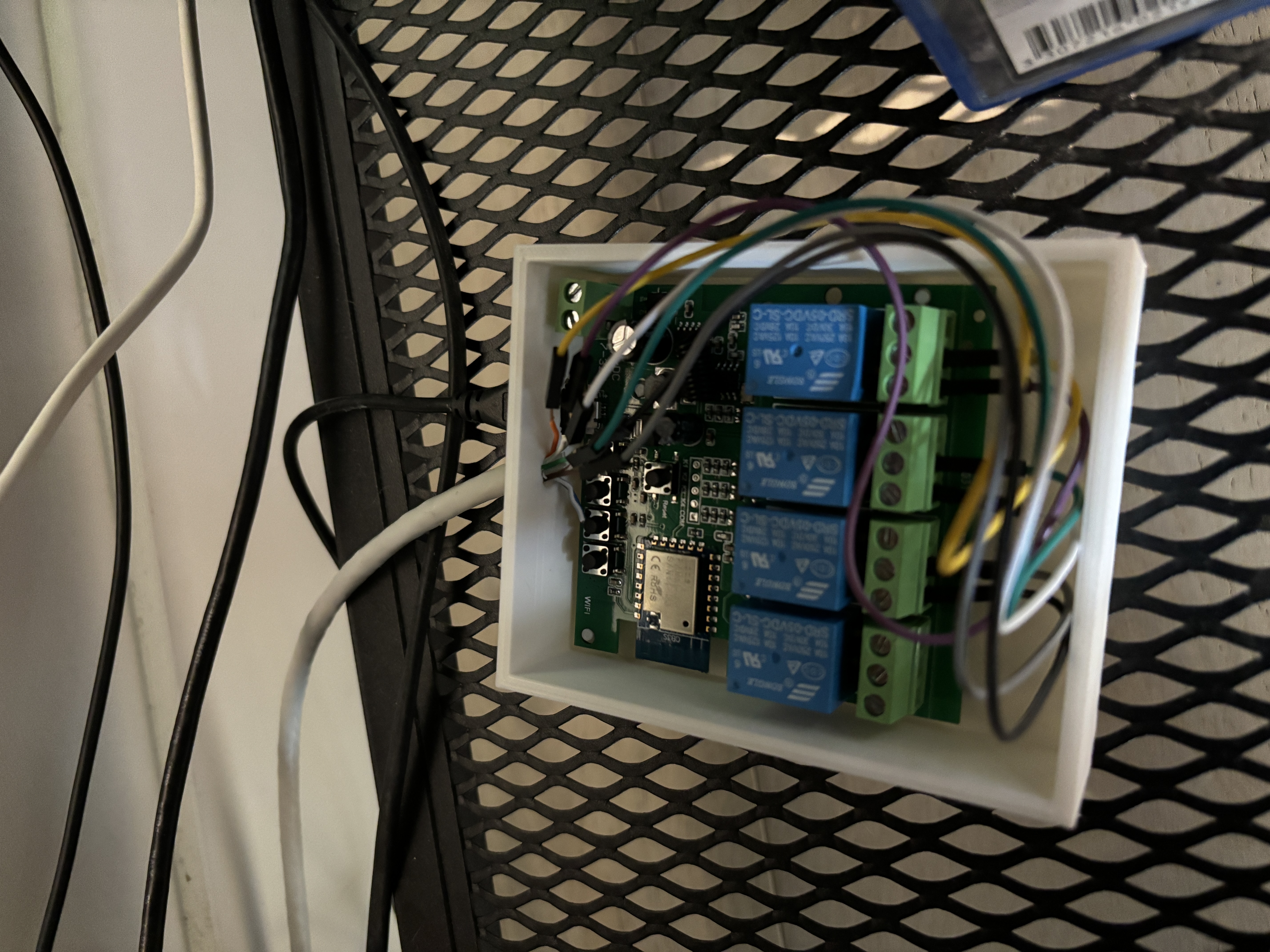 4 Channel Relay MHCOZY enclosure