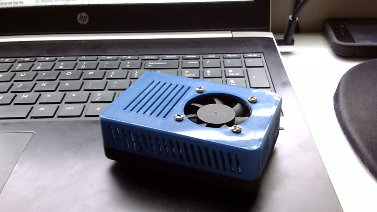 Rasberry pi 4b case with fan