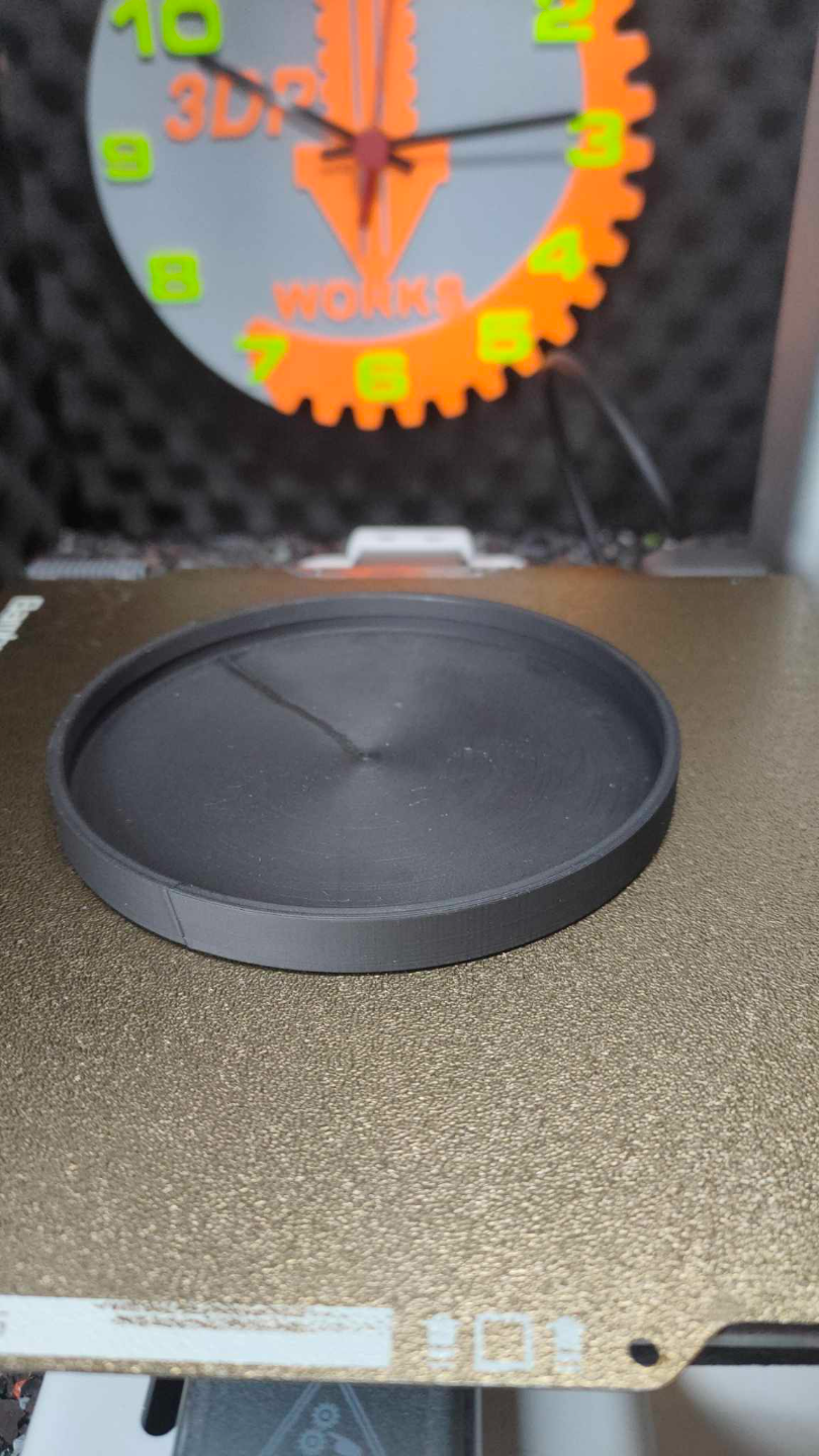 Pet food can lid
