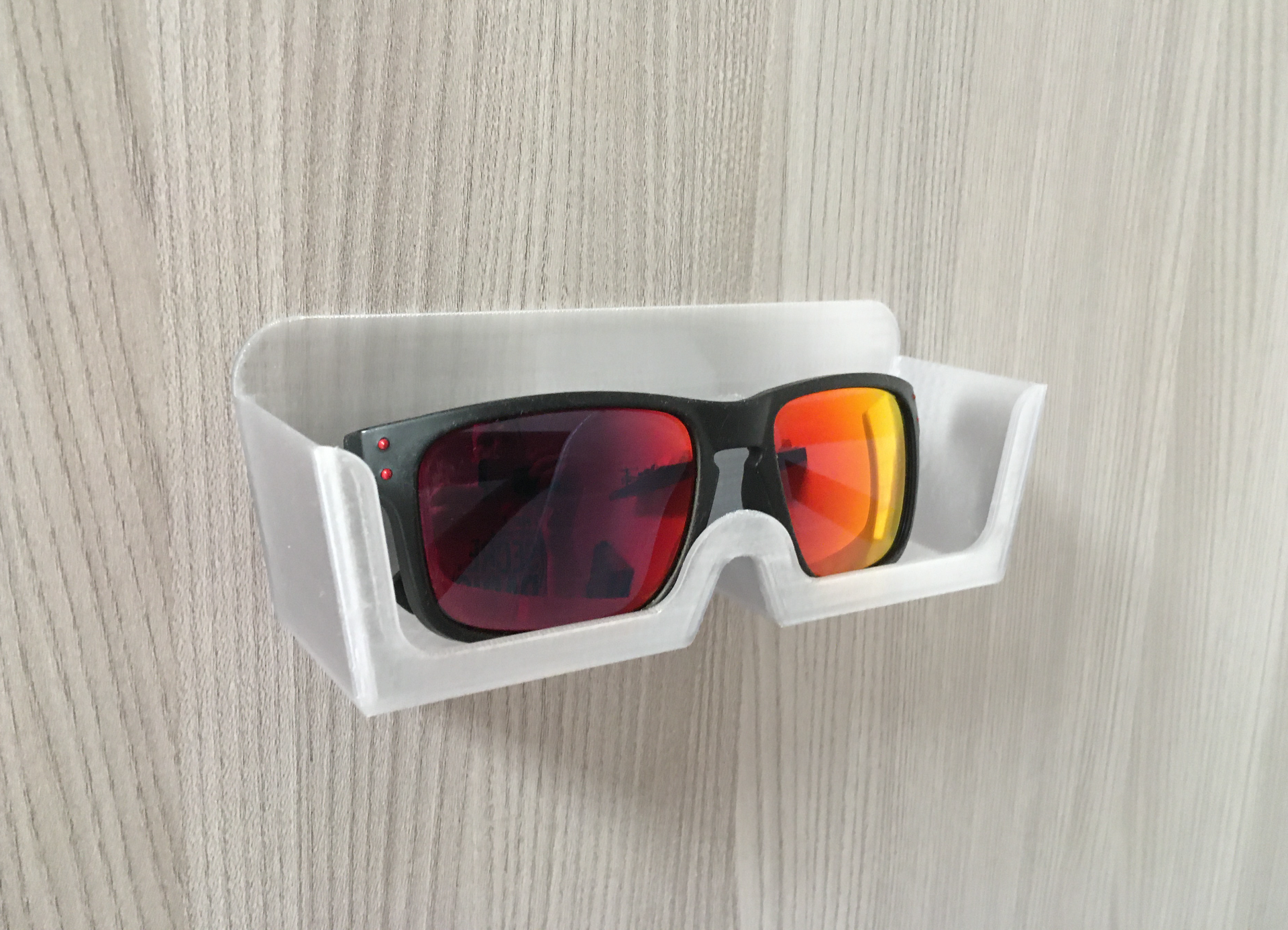 Glasses holder