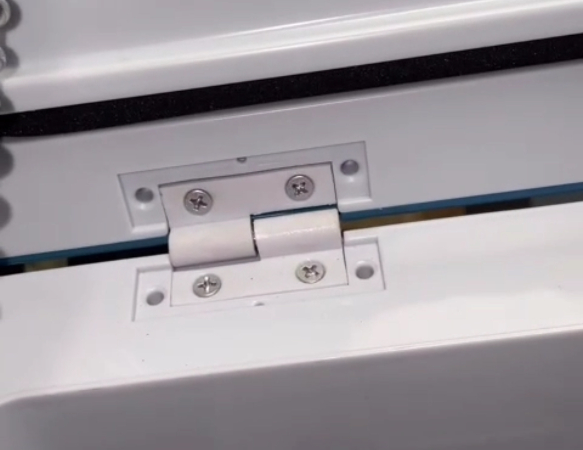 Hinge VEVOR Coolbox, Replacement part
