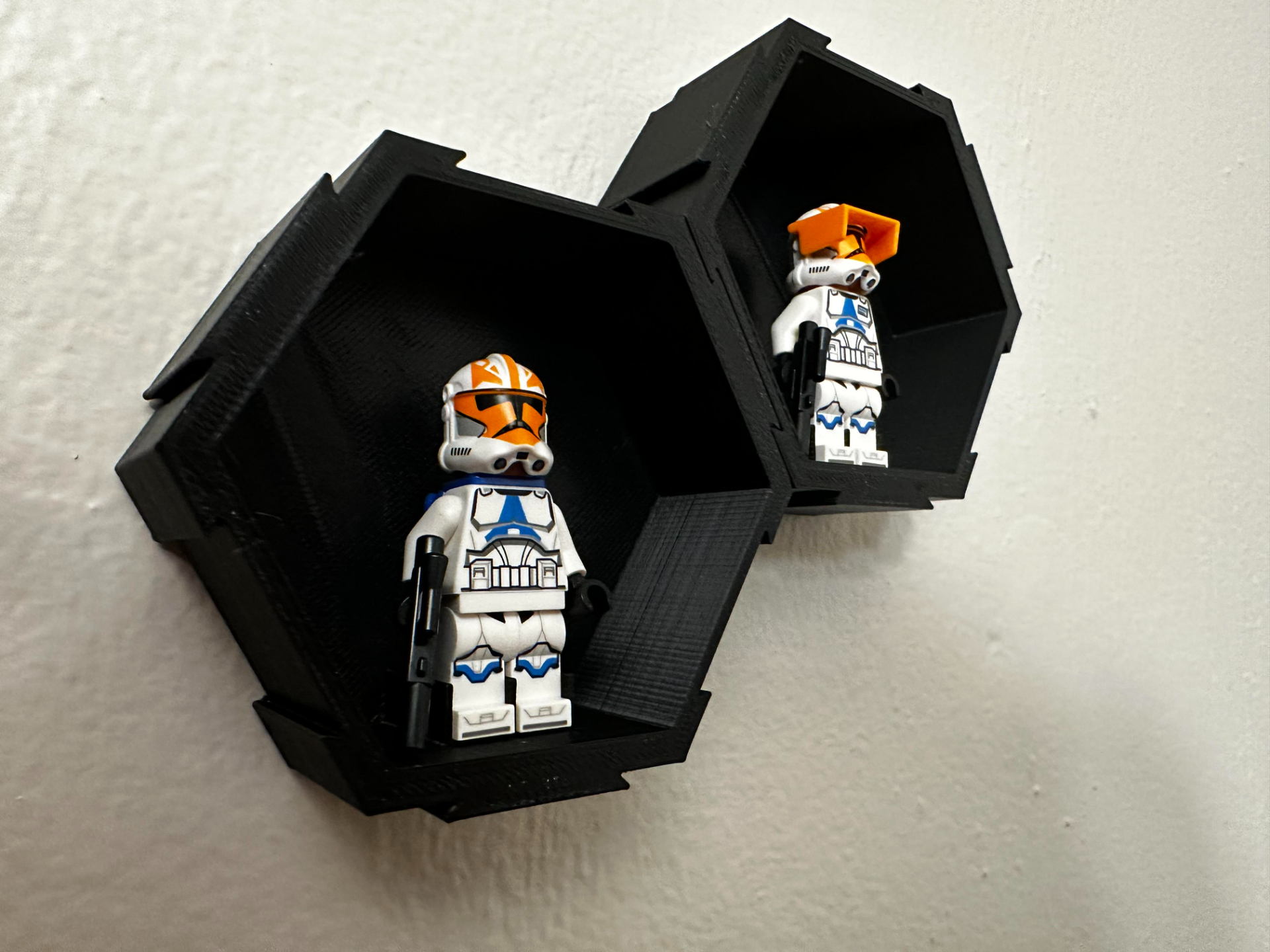 Interlocking Brick Minifigure Display