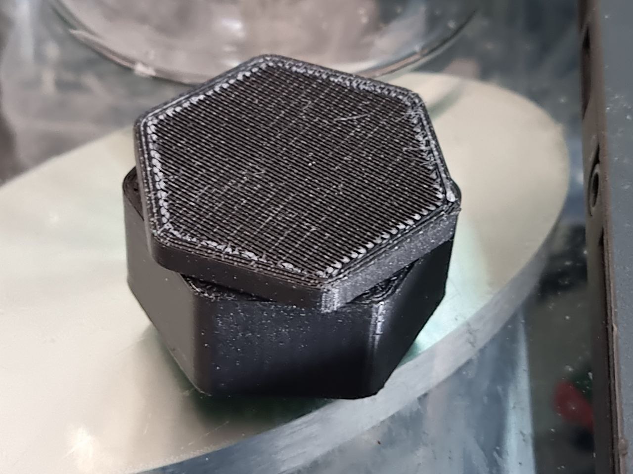 New hexagonal box