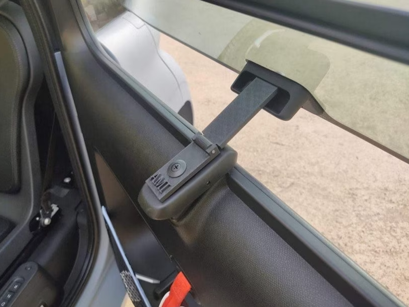 citroen ami windows locker