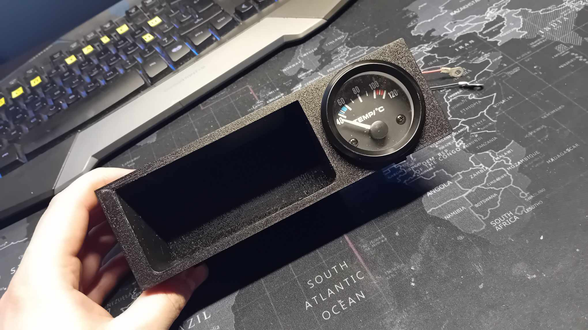 BMW E36 GAUGE 52MM WITH STORAGE SPACE