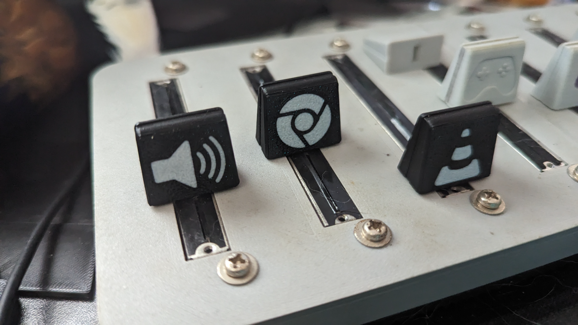 Fader Knob two tone master slider deej