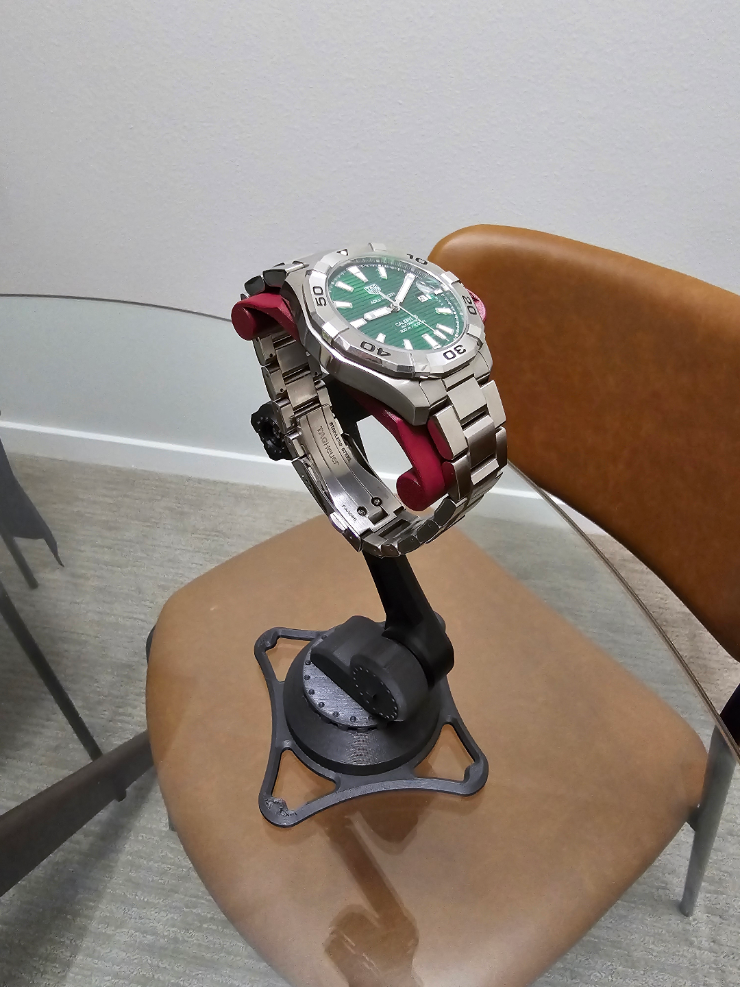Dum-E the handy desk buddy. Robot Arm Watch Mount