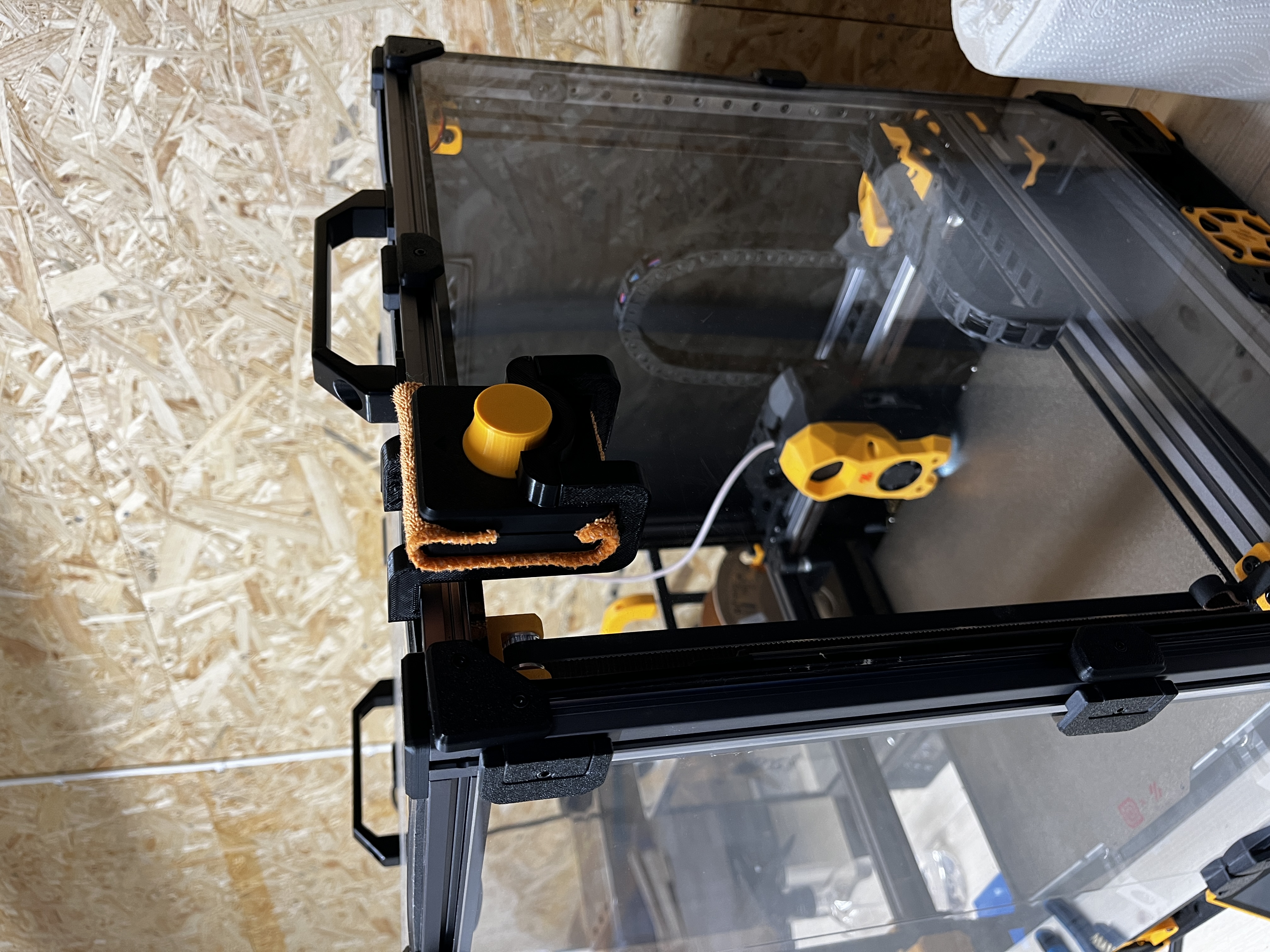 Hanger for Build Plate Cleaner Microfiber