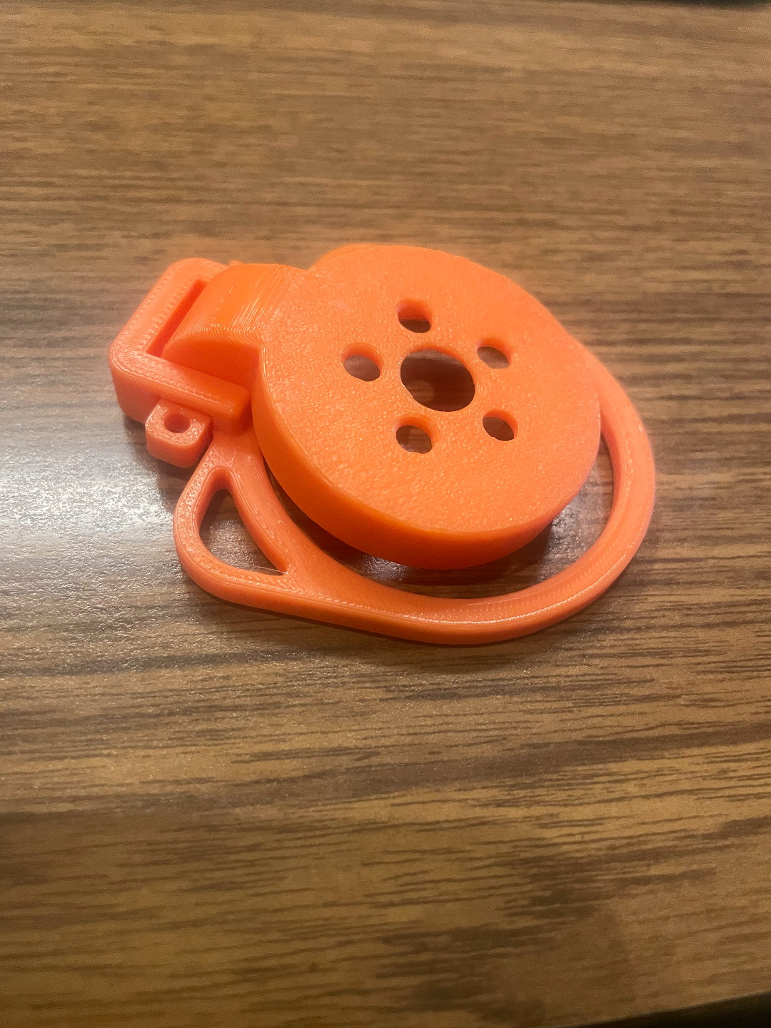 Flat chastity cage
