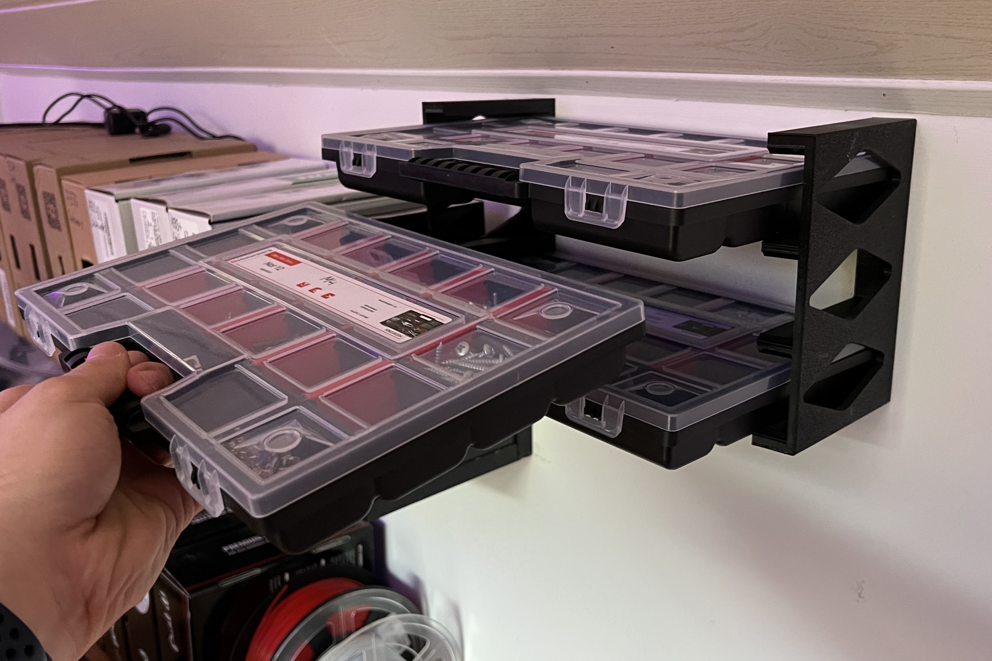Sorting box wall mount