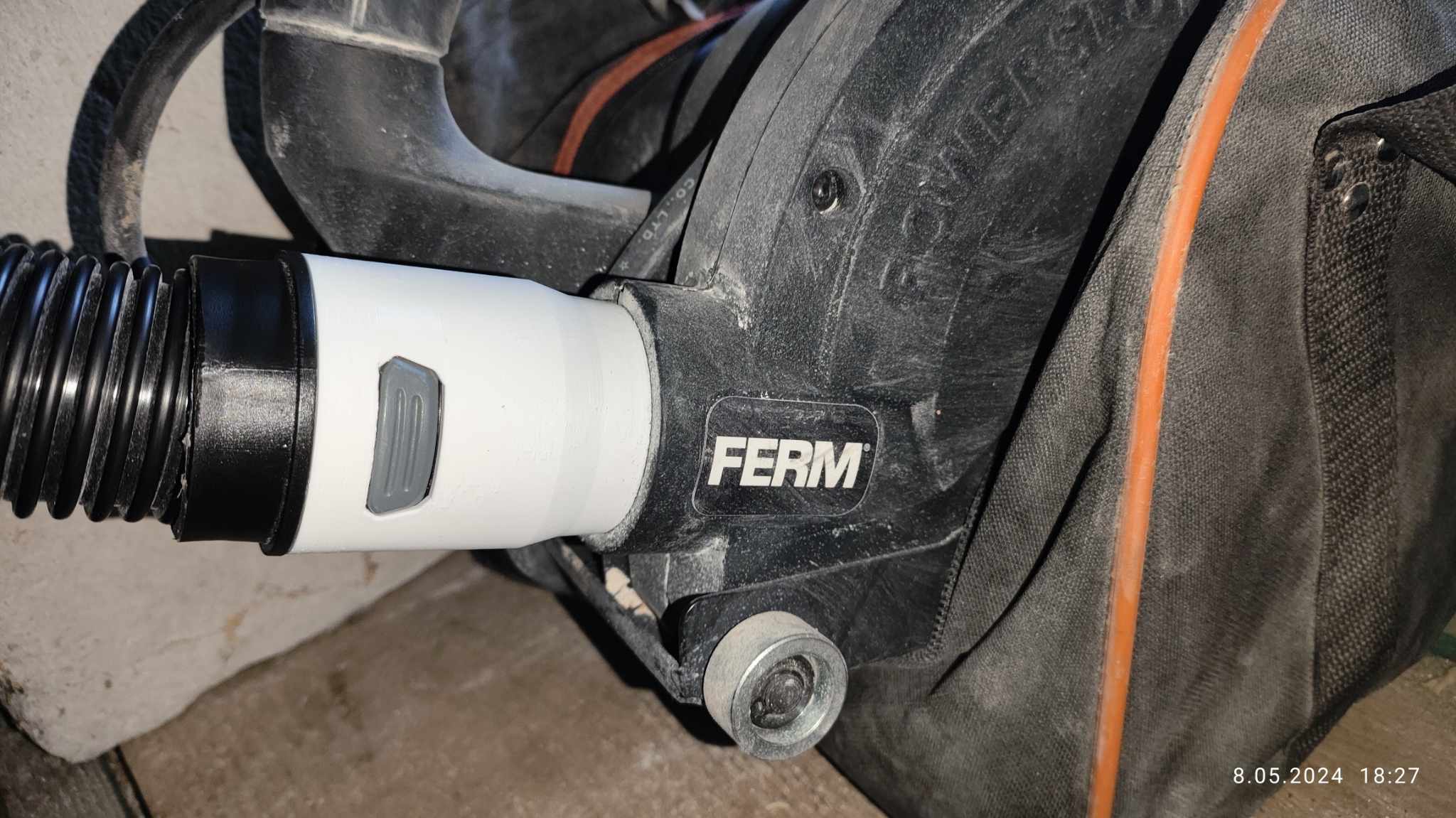 Adapter KARCHER WD3 vacuum to FERM wall chaser