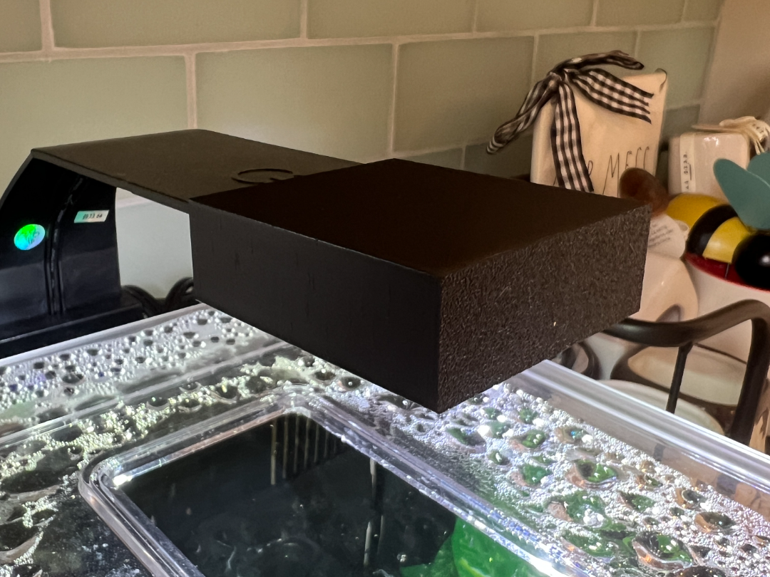 Fluval Betta Tank Light Blocker