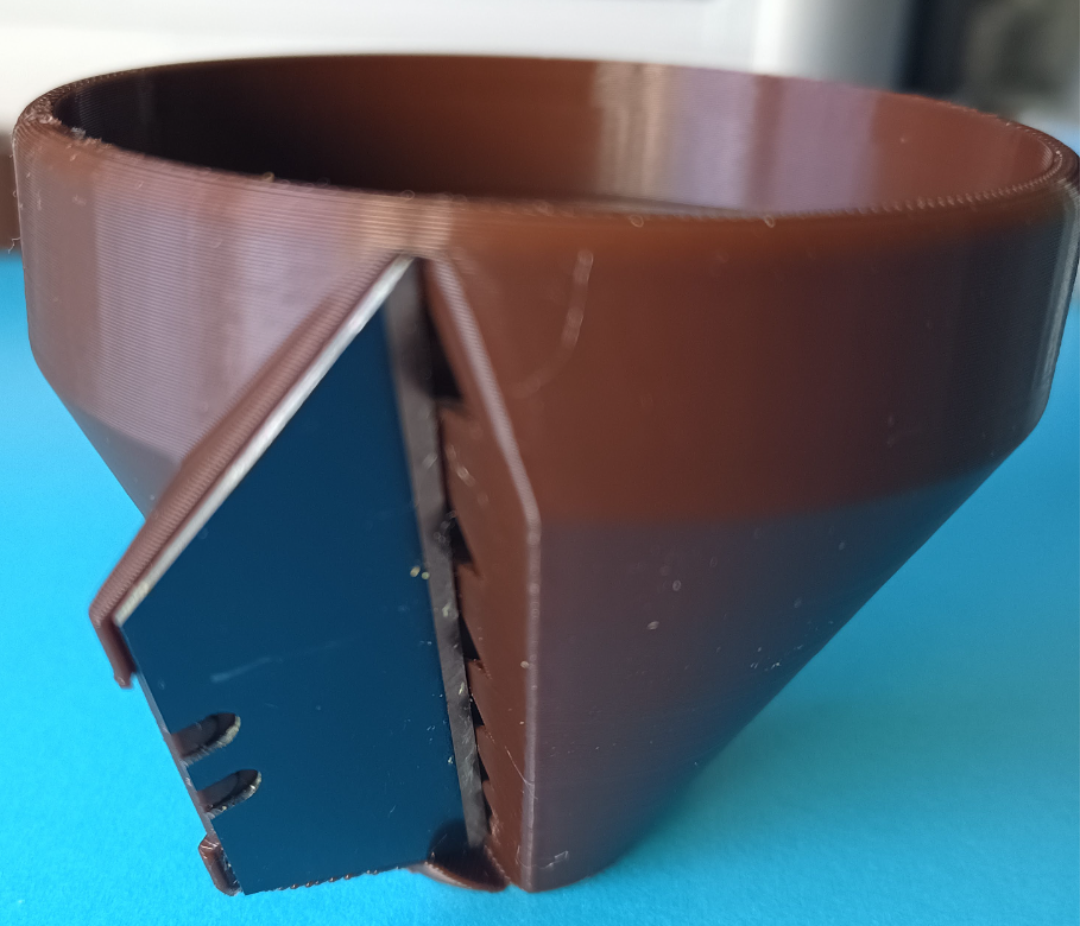 Chamfer cutter for PVC pipes