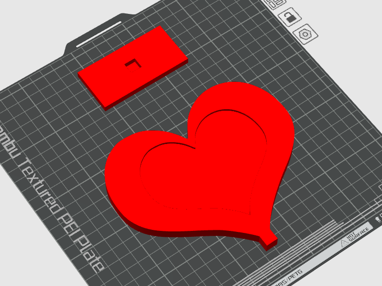 Heart-shaped frame with base
