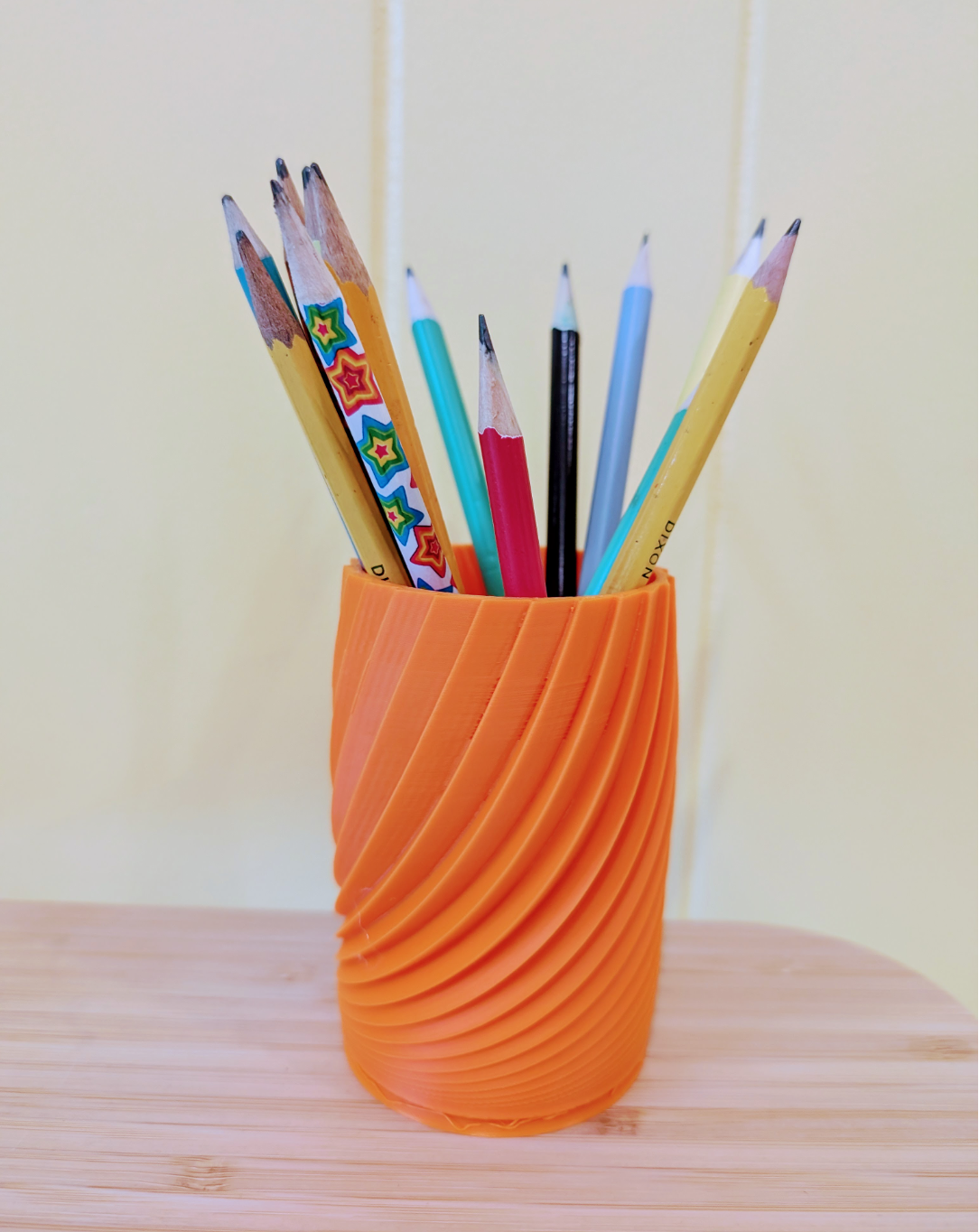 Euler's Pen Stand