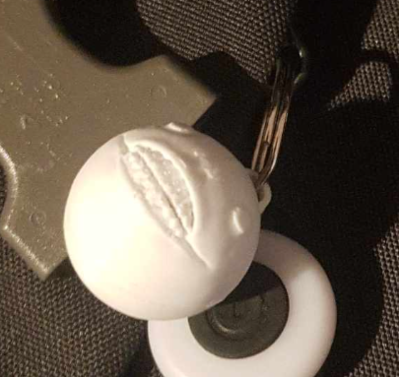Keychain Emil Head From Nier: Automata 3D print