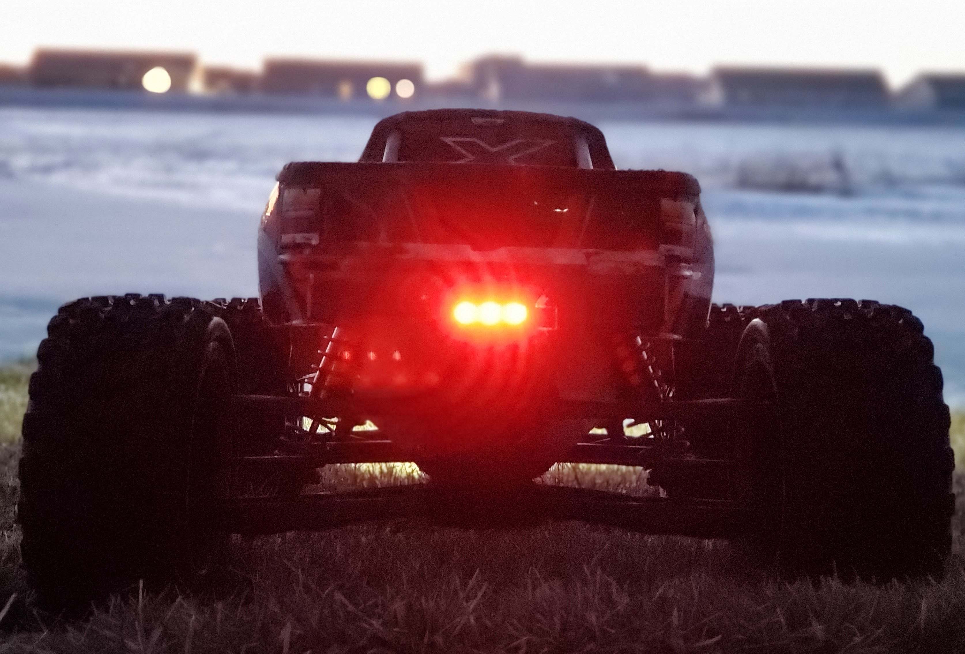 DYI Traxxas Xmaxx Lighting Kit