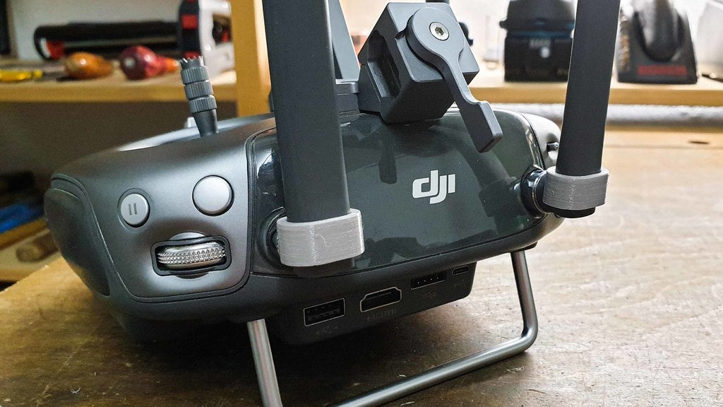 DJI Controller RC Floppy antenna fix
