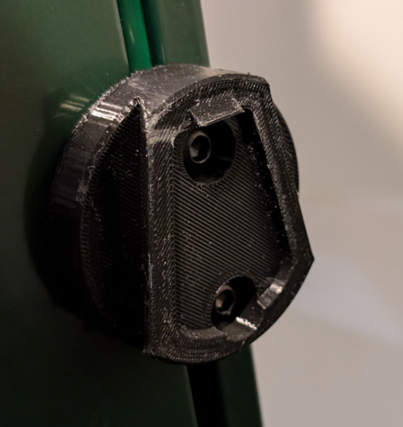 Asetek wall/rig mount for M8x20mm bolt