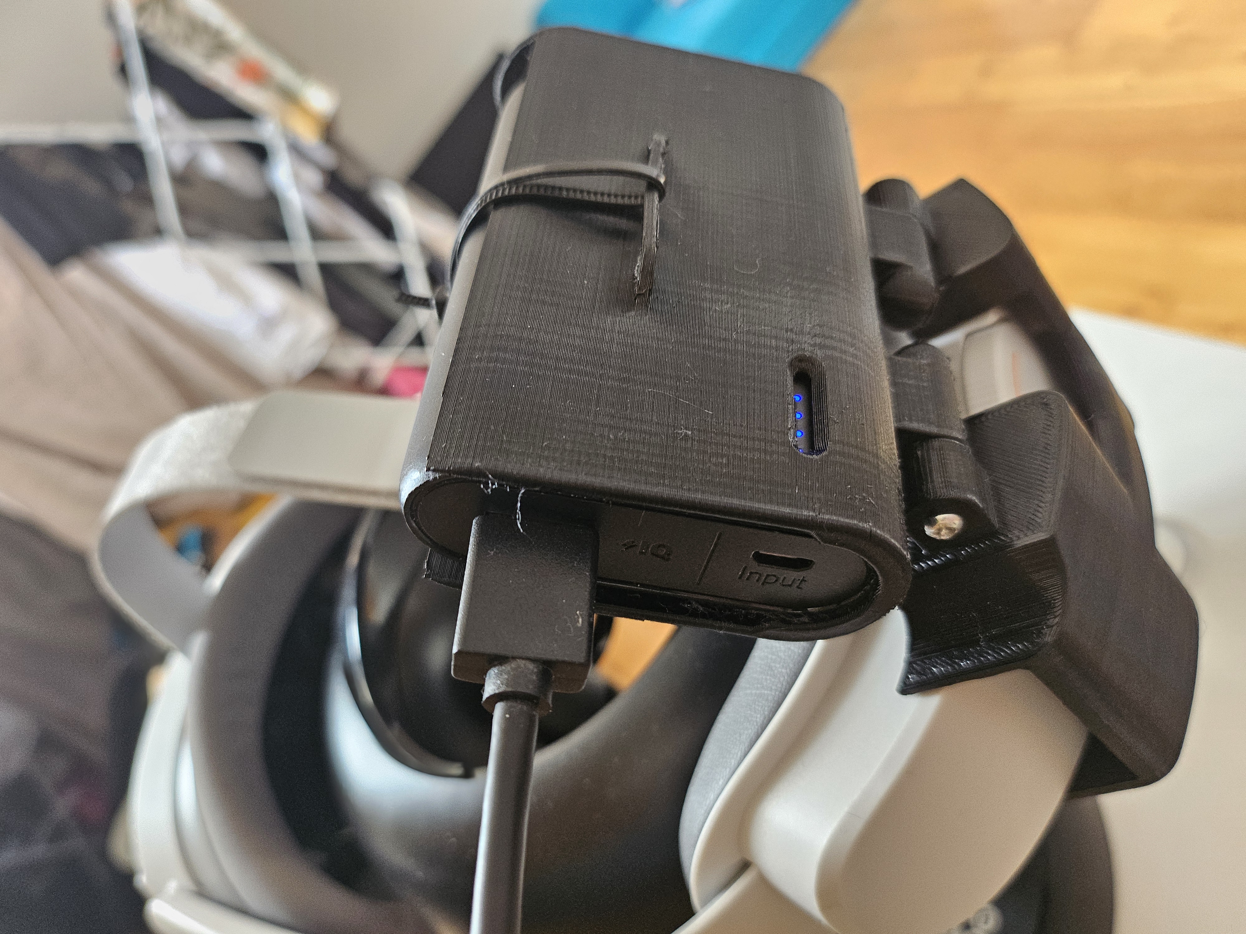 Pico 4 Anker PowerCore 10000 Holder