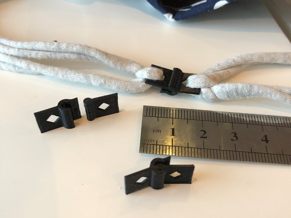 Community Face Mask Clasp