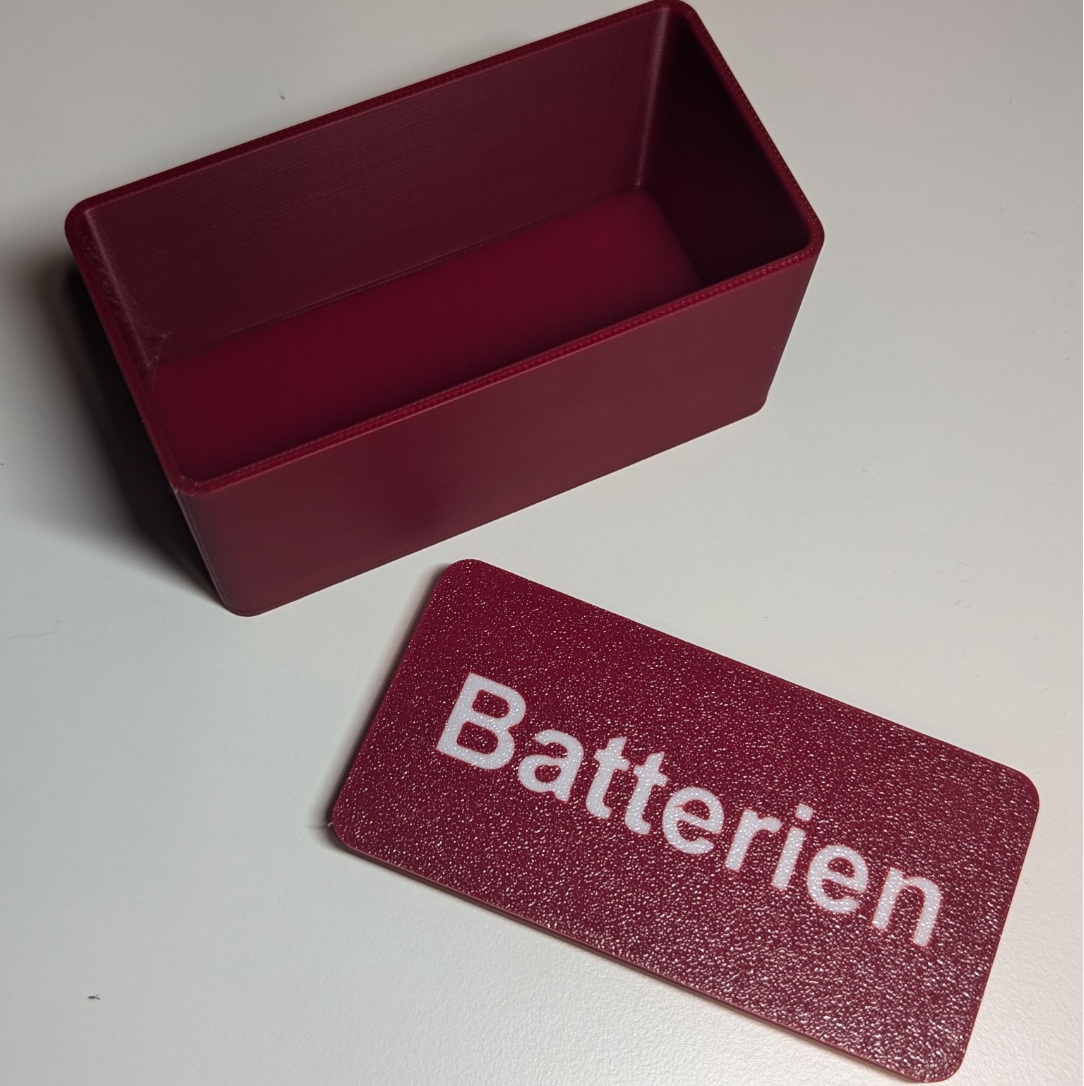Customizable Box with Lid & Text