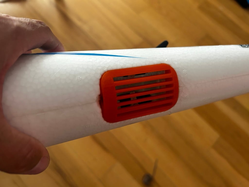 R-planes Pioneer 1400 - cover with air outlet