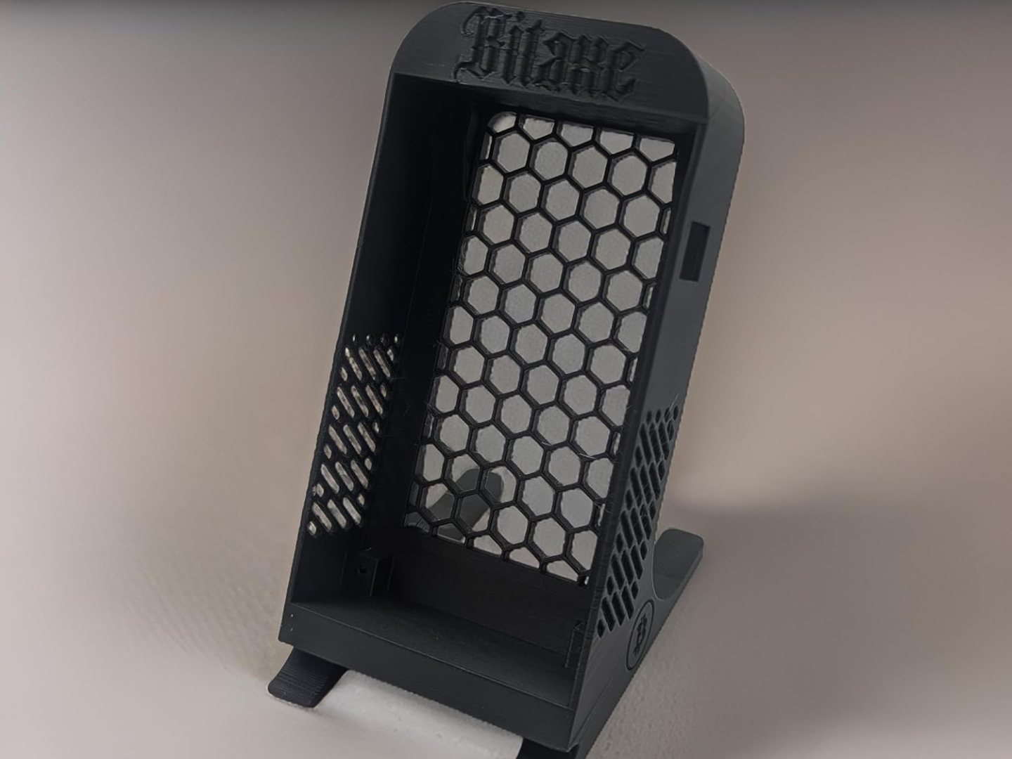 The Bitaxe Stand v2 for 204-401