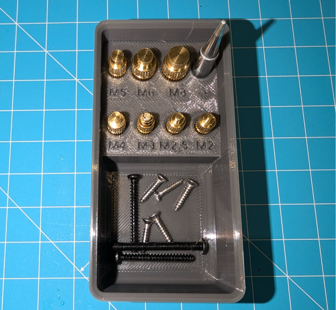 Heat insert adapter organizer for Gridfinity