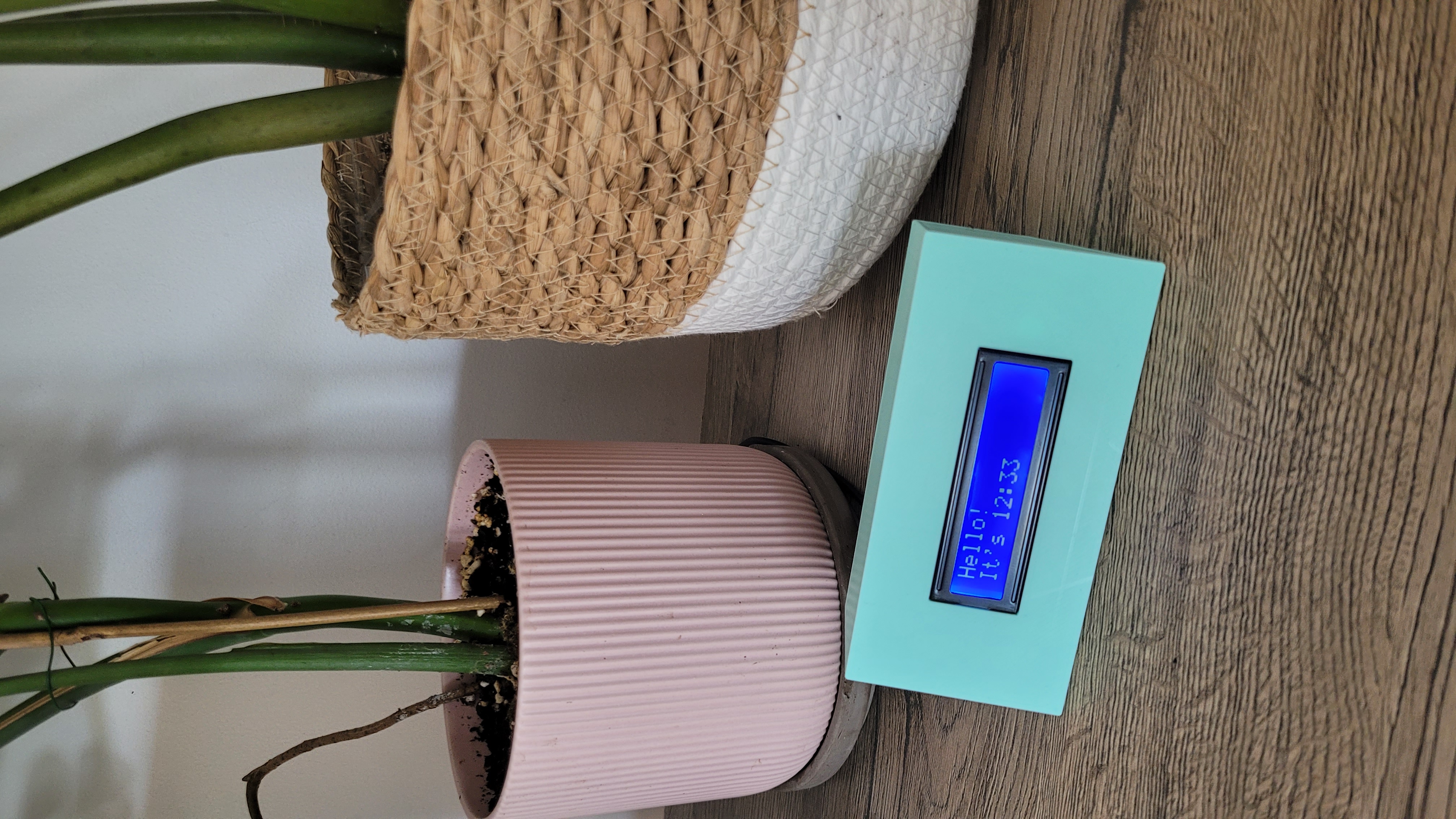 Case for Raspberry Pi Pico with 16x2 LCD display