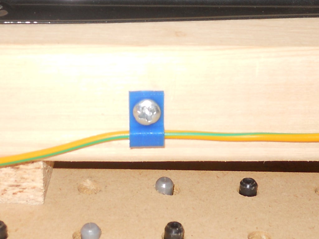 2.36mm Wire Holder