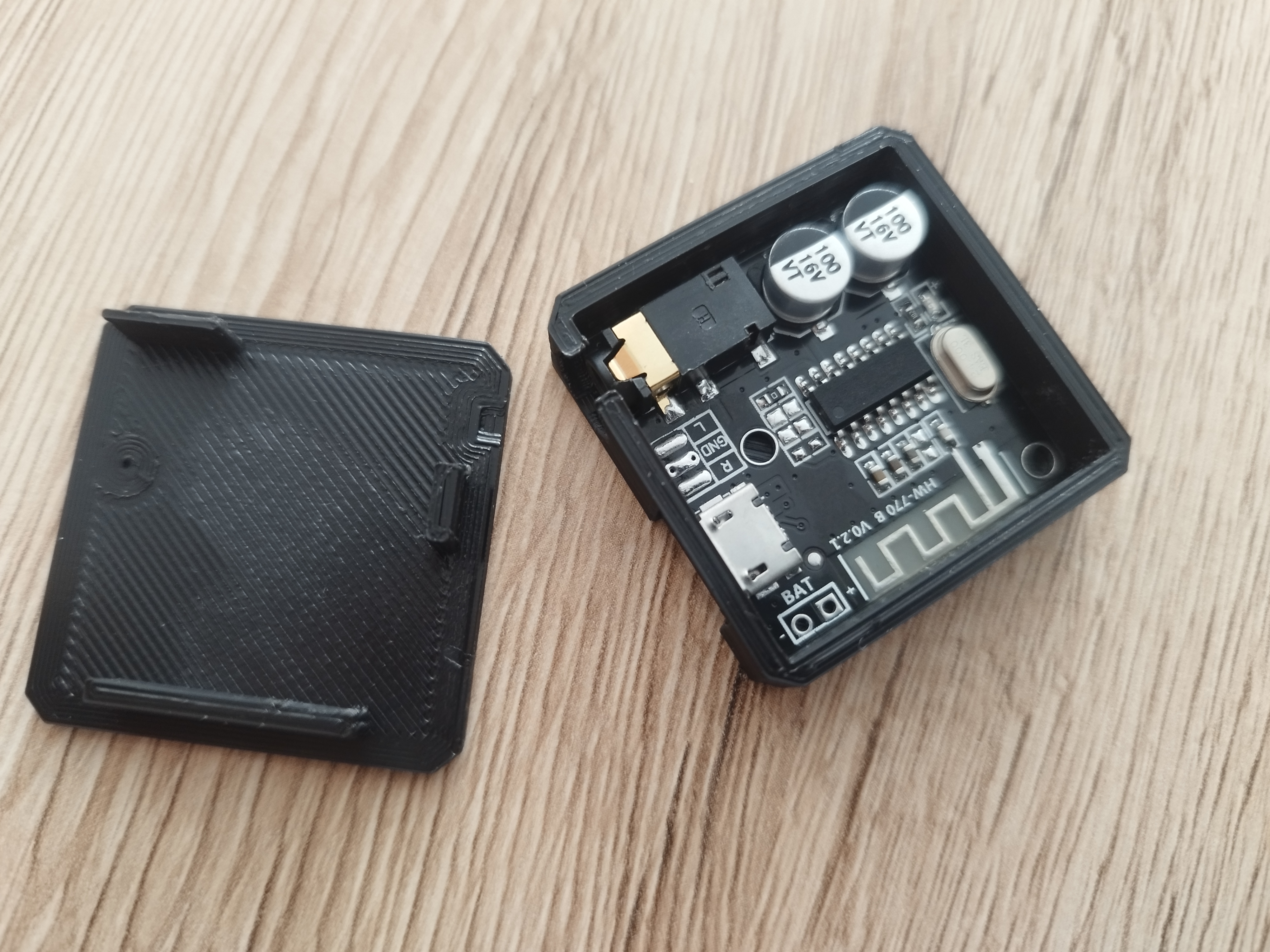 HW770 modul case