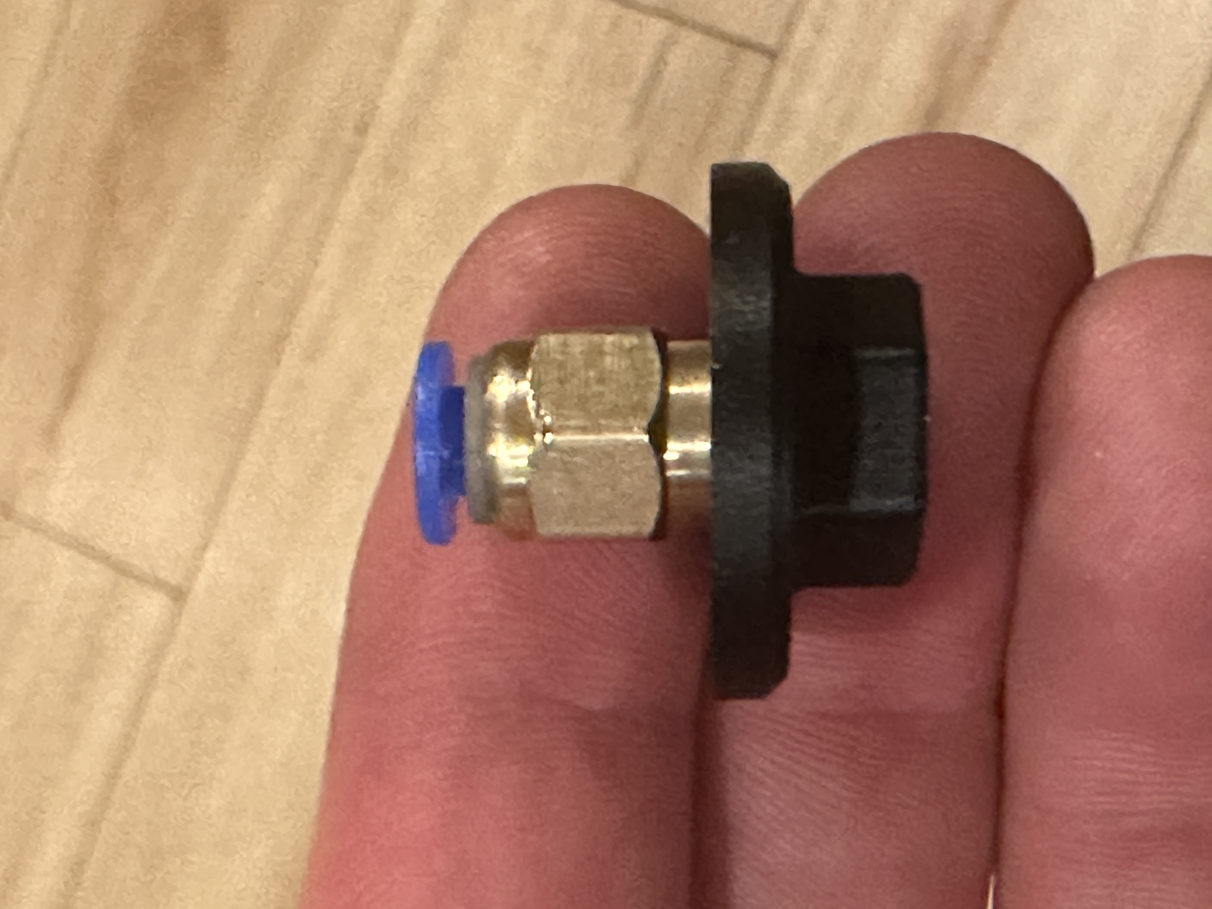 Drybox Flange (for PC4-M6 knurled screw-on cap)