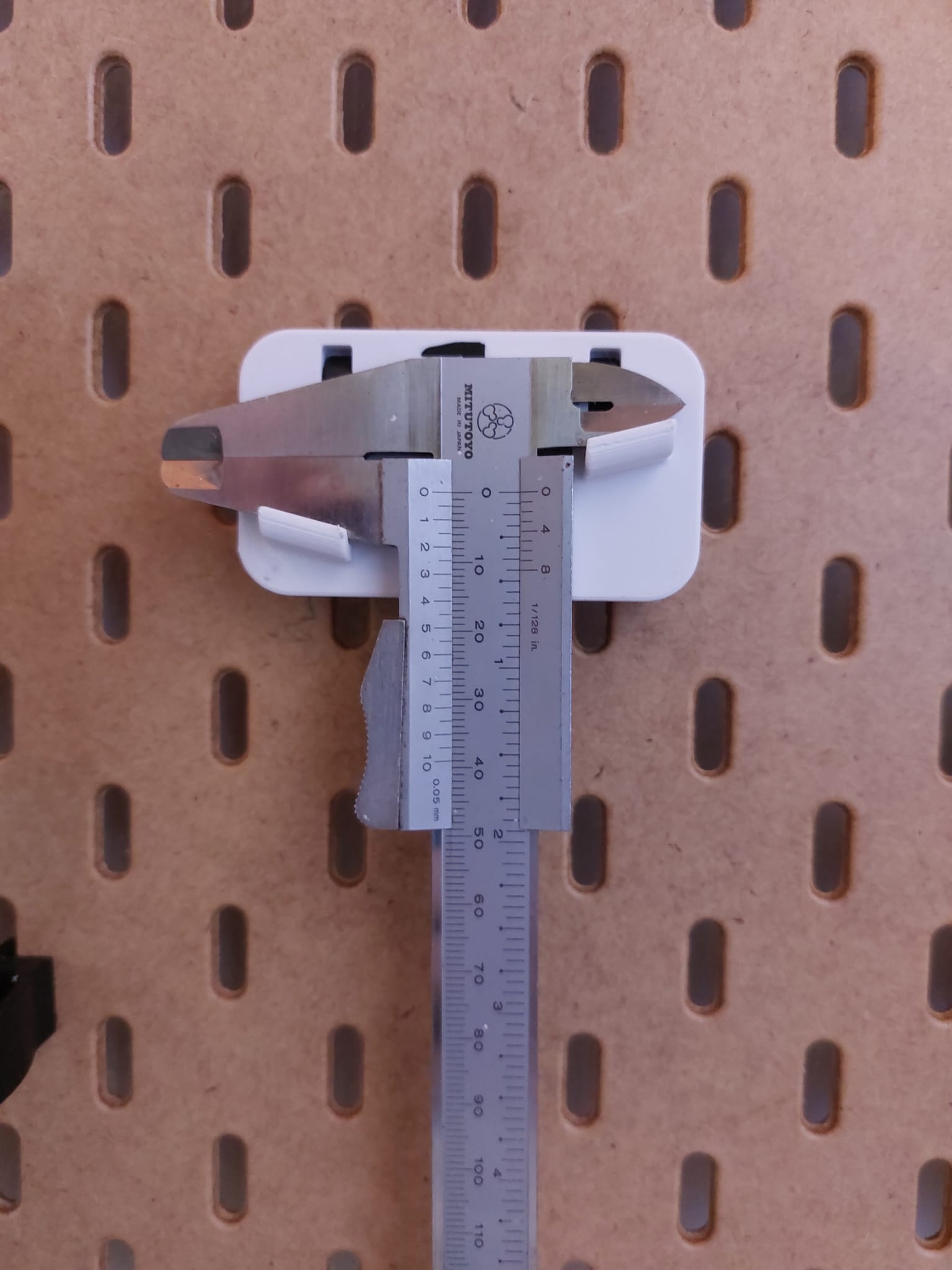 SKADIS Caliper Holder with logo (different types)