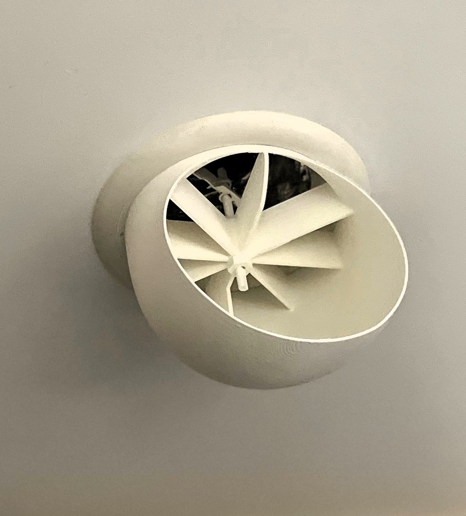 Air diverter