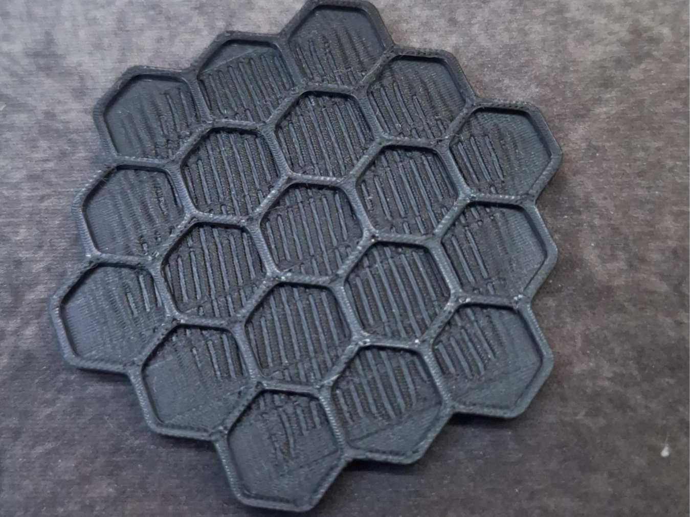 Hive Trinklet
