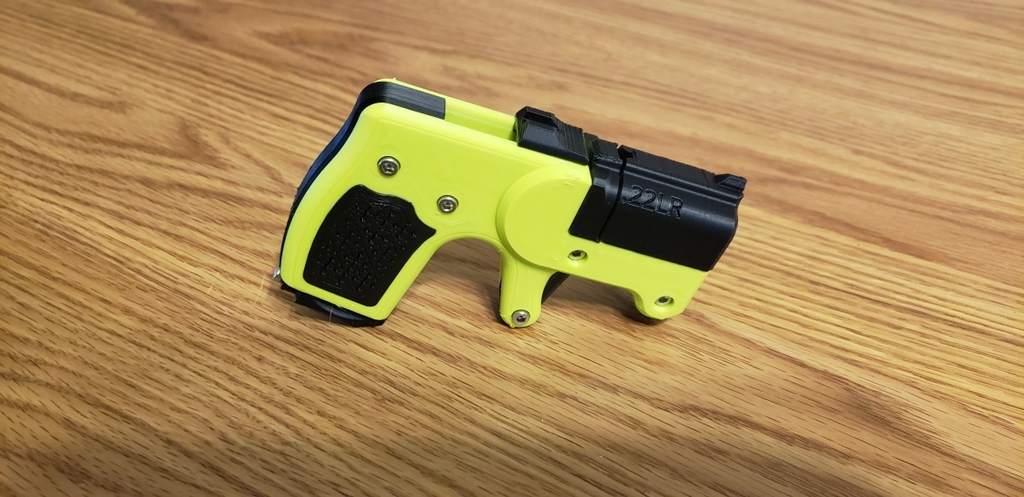 The Harlot Grip AA Paddles