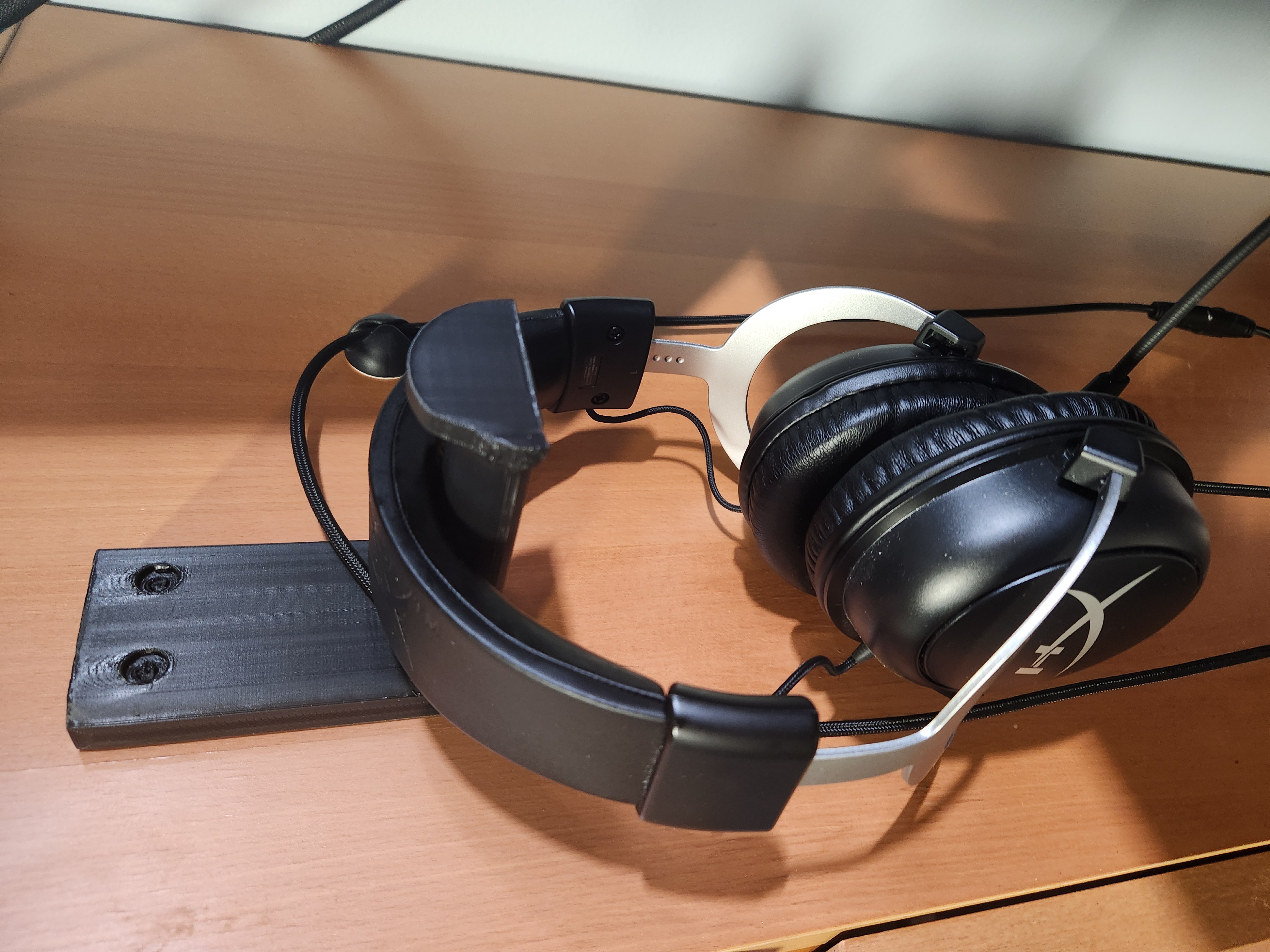 Headphone Holder Wall