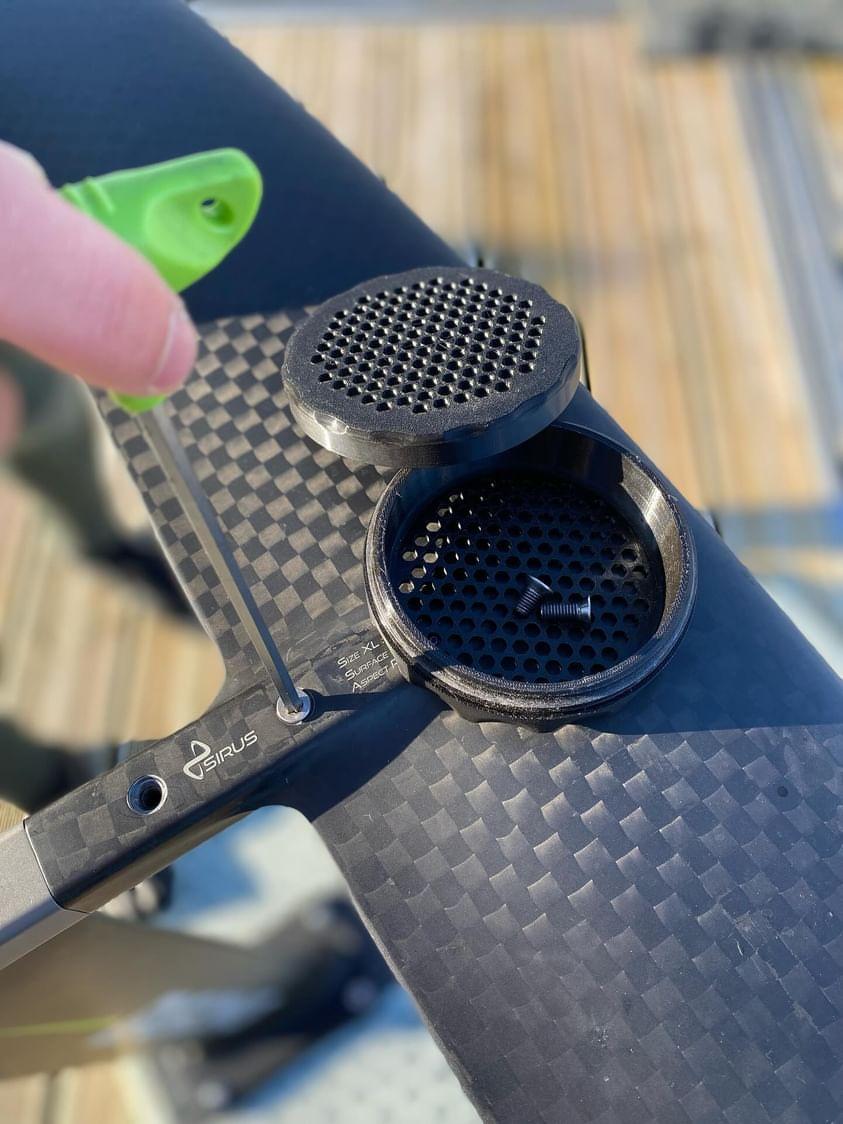 Hydrofoil Screw Box