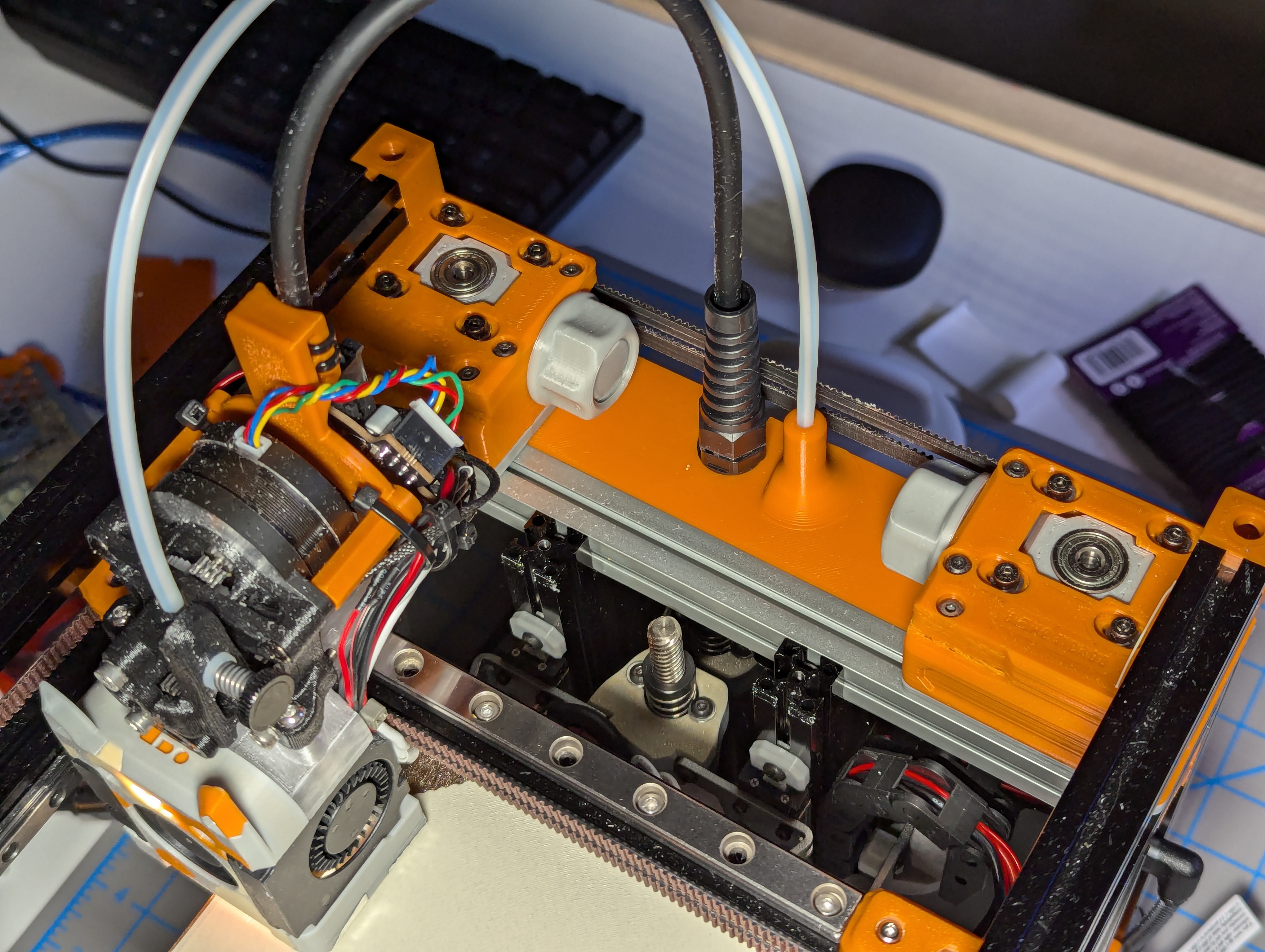 Voron v0.2 motor panel for ptfe tube + CAN cable