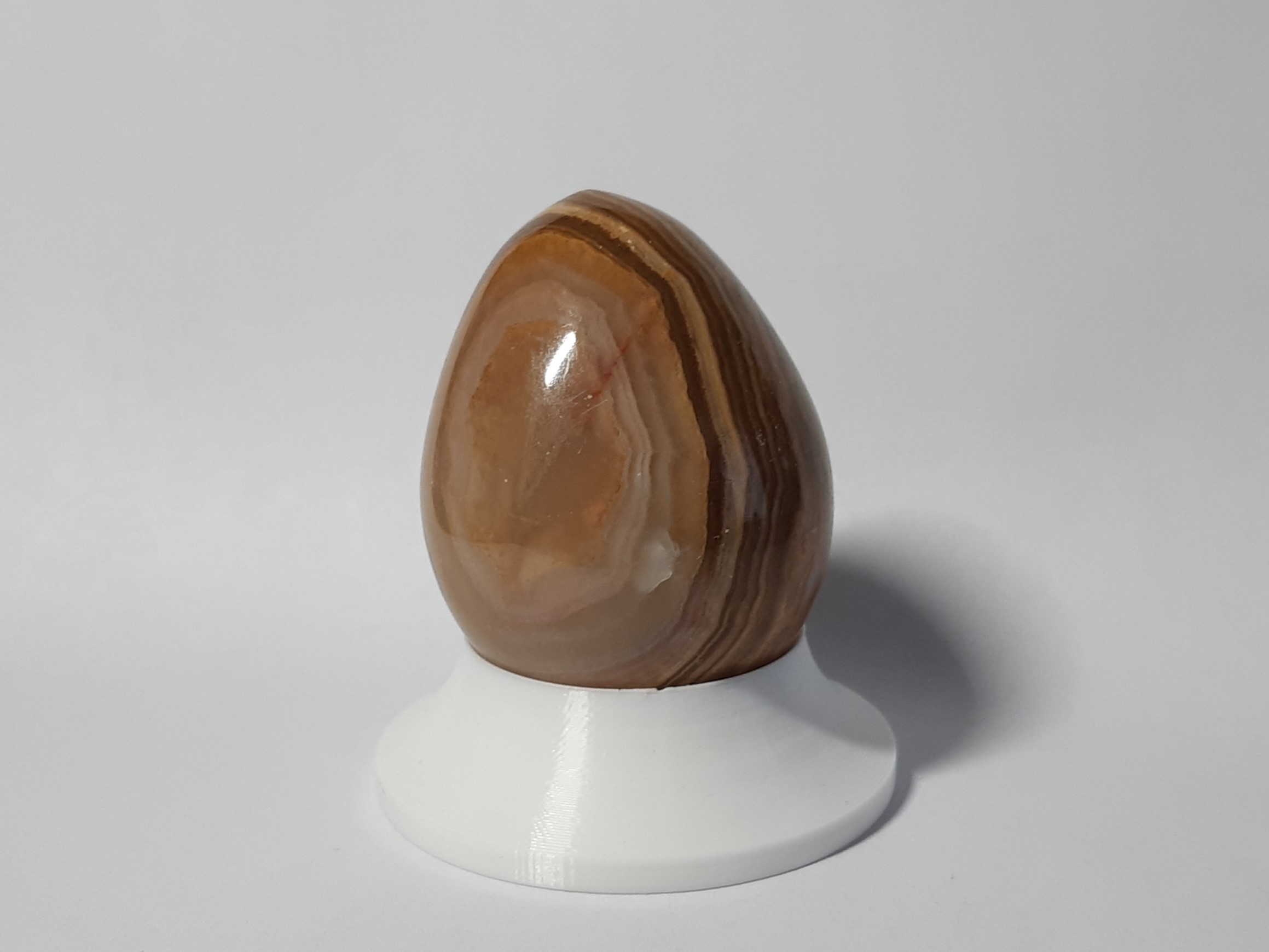 Stand for round objects