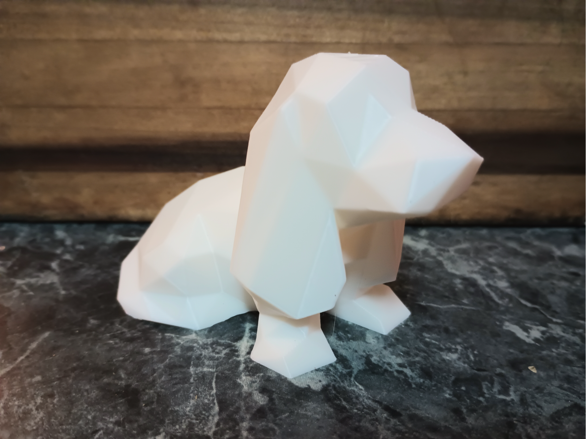 Basset Hound Low Poly Figure