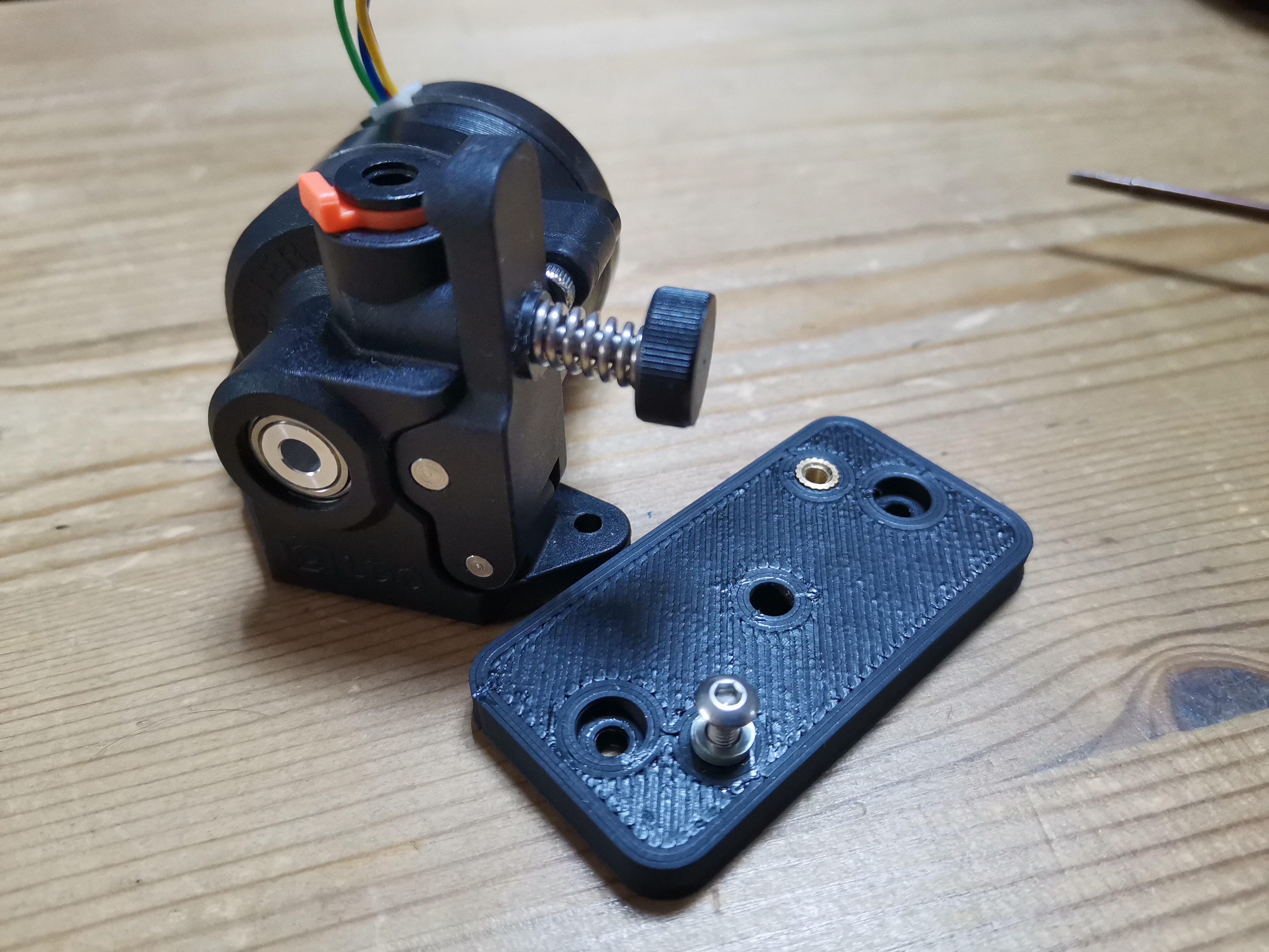 Adapter for LDO Orbiter v2.5 on Sherpa Mini Holes