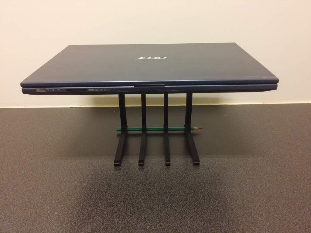 Laptop Stand - Minimal Material