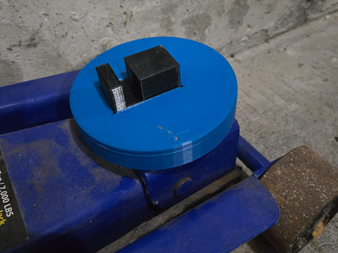 Pinch Seam Floor Jack Adapter