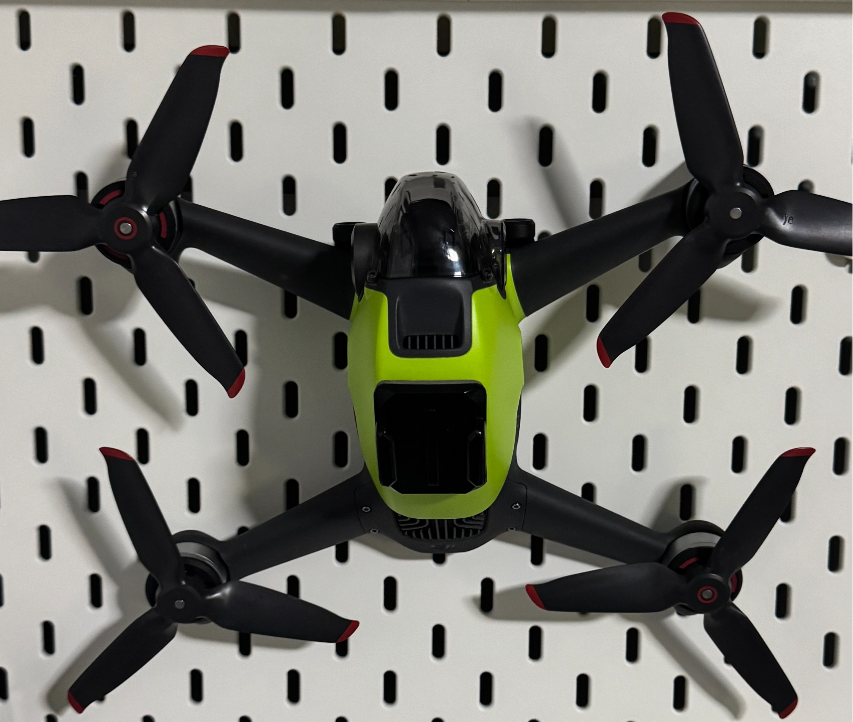 DJI Fpv Skadis Holder