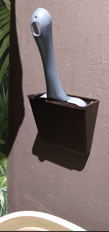 Litterbox scoop holder